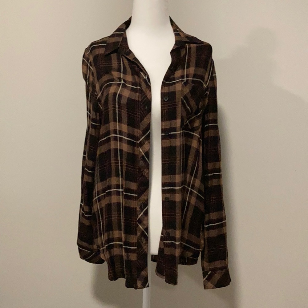 Brown plaid long sleeve (2/25 deal)